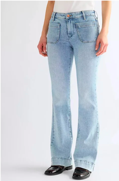 Dámske džínsy WRANGLER FLARE PALE TIDES 112386677